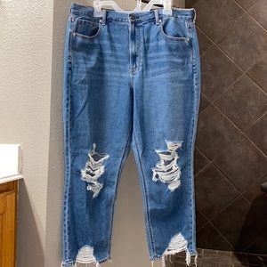 American Eagle Mom Jeans